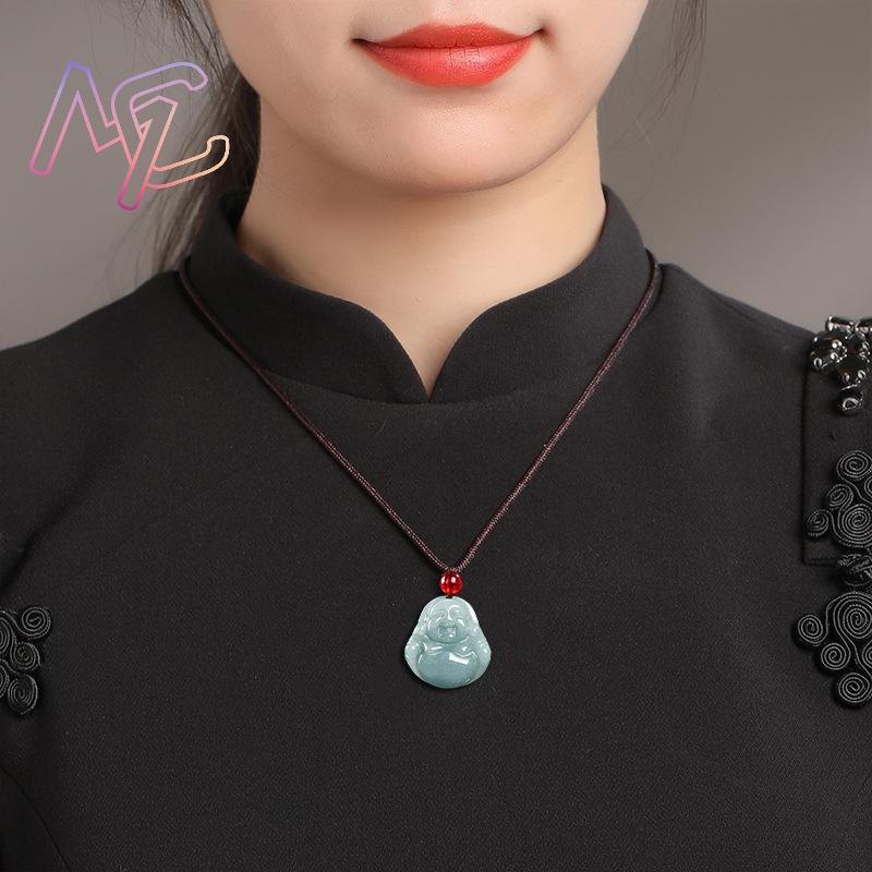 Myanmar Jadeite Guanyin Buddha - огляд і ціна Vintage Necklace